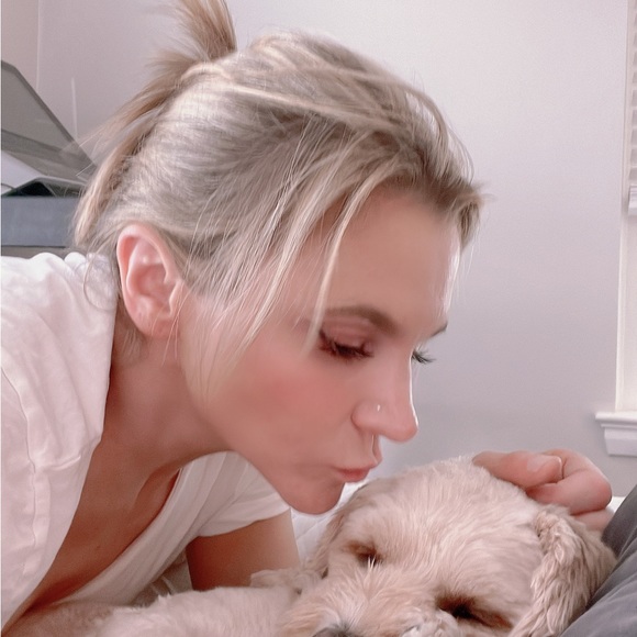 Meet your Posher, Laura - Picture 6 of 8